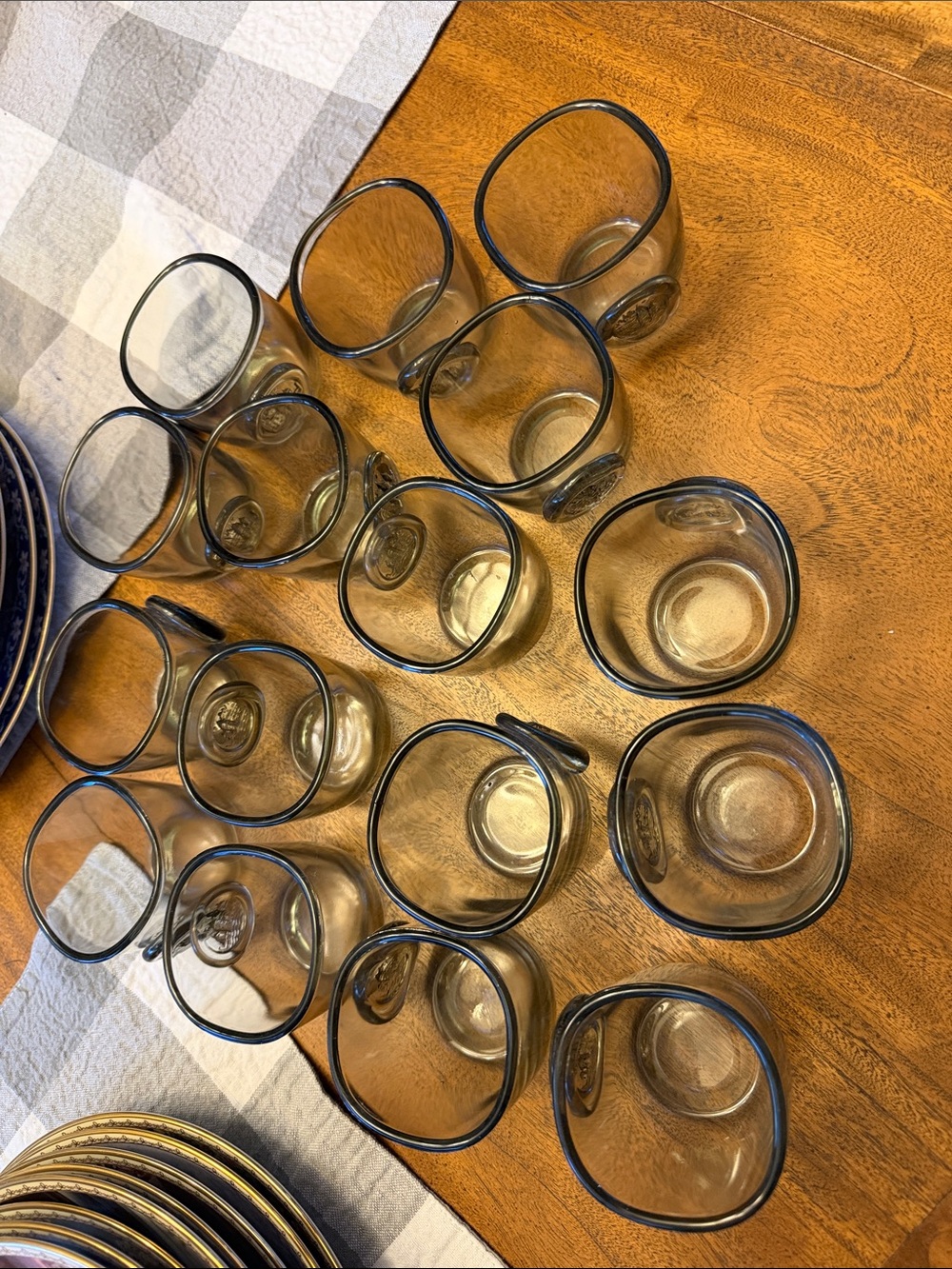 Set of 16 Amber-Tinted Glasses with Dark Rim